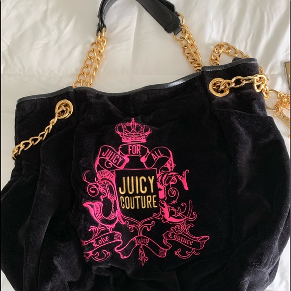 Juicy Couture Handbags - Juicy Couture shoulder bag